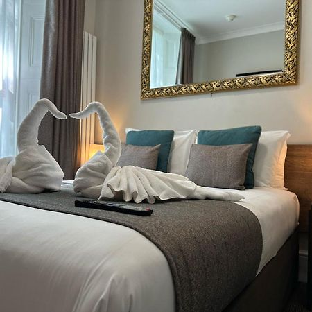 Tudor Court Hotel Лондон Екстер'єр фото