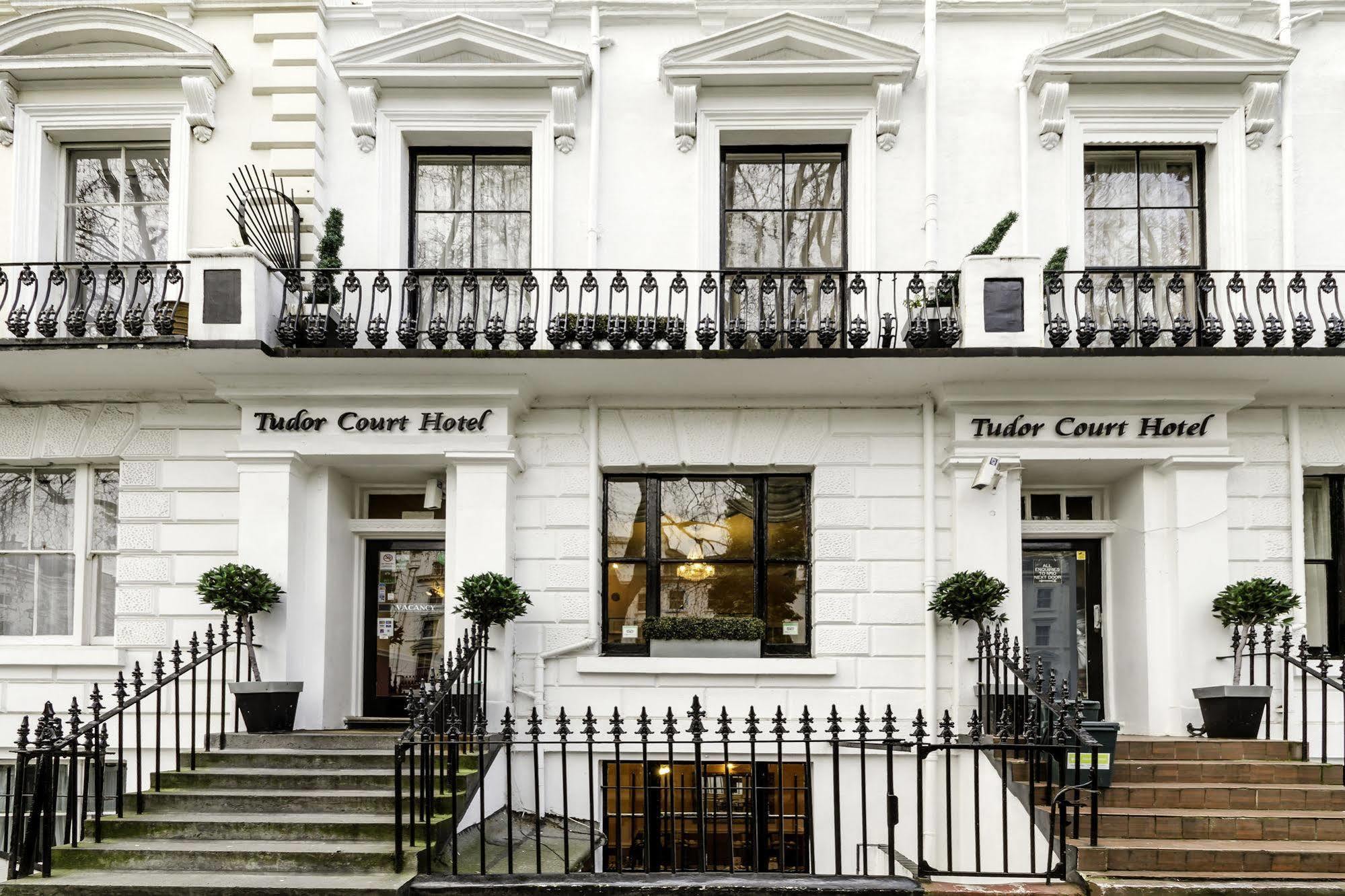 Tudor Court Hotel Лондон Екстер'єр фото